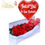 CAJA DE 12 ROSAS IMPORTADAS Y GLOBO
