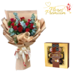 RAMO DE 15 ROSAS CON ELEGANTE ENVOLTURA + BOMBONES FERREROS ROCHER