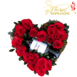 CAJA CORAZON DE 17 ROSAS IMPORTADAS Y VINO DE 750ML