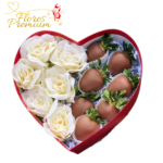 CAJA CORAZON DE 6 ROSAS Y 7 FRUTILLAS