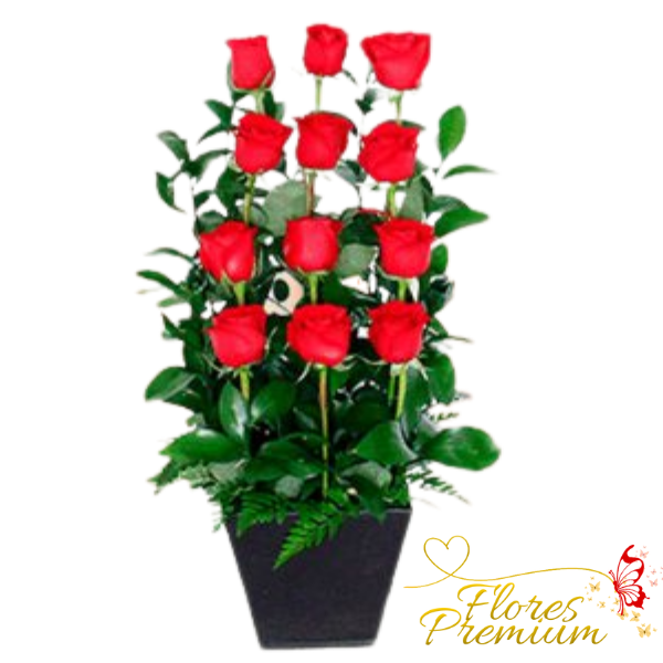 344.png ARREGLO LINEAL DE 12 ROSAS IMPORTADAS EN BASE - Imagen 1