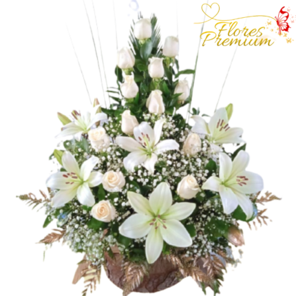 ARREGLO DE ROSAS Y LILIUM