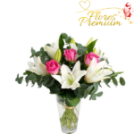 FLORERO DE ROSAS LILIUM Y EUCALIPTO