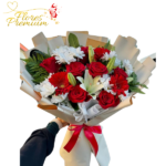 LINDO RAMO TROPICAL 7 ROSAS 3 GERBERAS 5 LILIUM