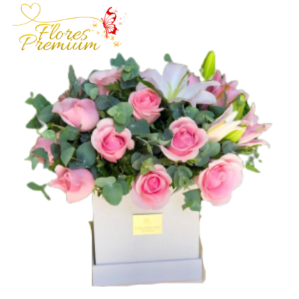 BOX CON 15 ROSAS Y LILIUM