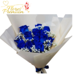 RAMO 15 ROSAS AZULES Y LINDA ENVOLTURA
