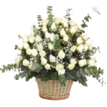 CANASTA DE 50 ROSAS CON FOLLAJE