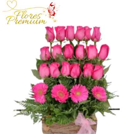 ARREGLO DE 18 ROSAS Y 4 GERBERAS