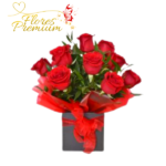 CAJA CUADRADA CON 12 ROSAS
