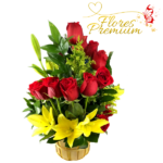 ARREGLO DE ROSAS Y LILIUM