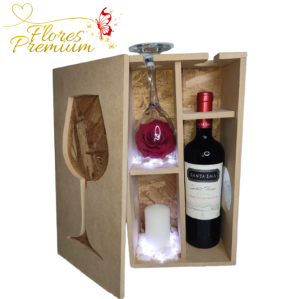 CAJA DIVISORA CON VINO 750ML, COPA, ROSA PRESERVADA, VELA Y LUCES