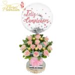 BOX DE 12 ROSAS, 5 BOMBONES Y GLOBO BURBUJA