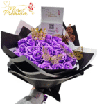RAMO BUCHON DE 30 ROSAS JABON, MARIPOSAS Y CORONITA