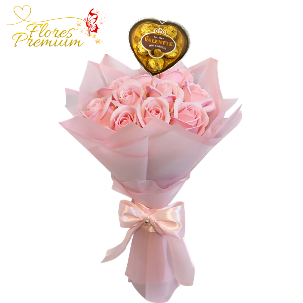 33 RAMO 12 ROSAS JABON, BOMBONES CORAZON VALENTTE Y LINDA ENVOLTURA - Imagen 1