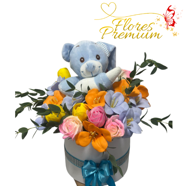 17 DETALLE PARA NIÑO CON FLORES PRIMAVERALES DE JABON Y PELUCHE - Imagen 1